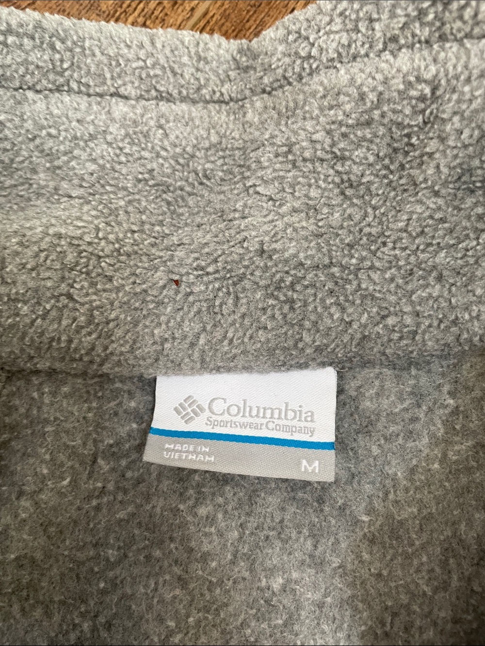 Columbia Women’s Light Gray Full-Zip Fleece Jacket - Picture 2 of 4